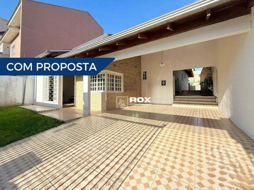 Foto 1 de Casa com 3 quartos à venda, 456m2 em Santa Felicidade, Curitiba - PR