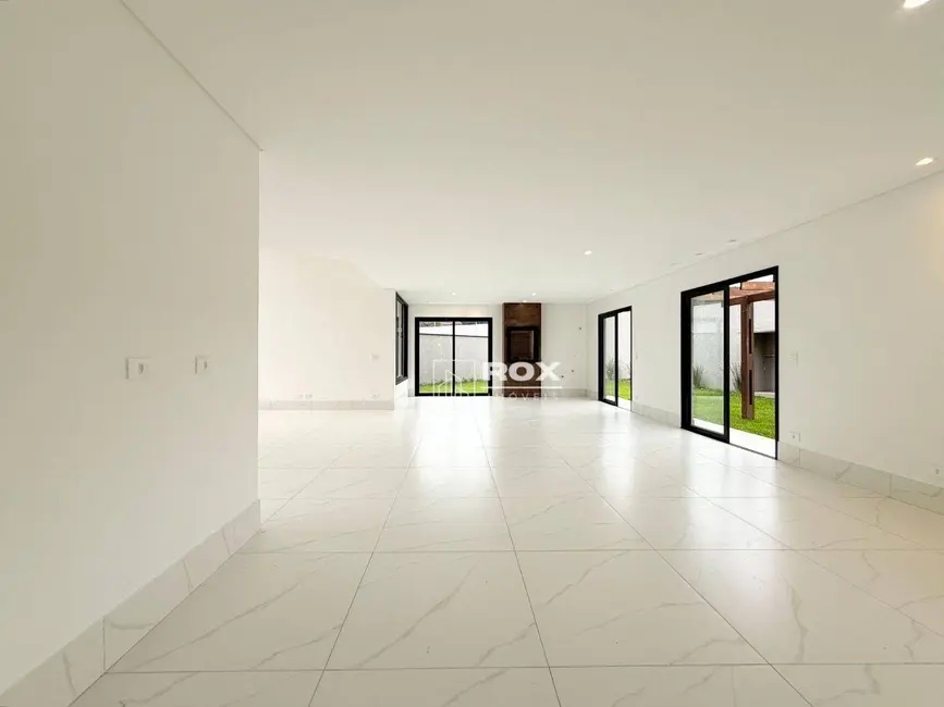 Foto 9 de Casa com 5 quartos à venda, 455m2 em Tingui, Curitiba - PR