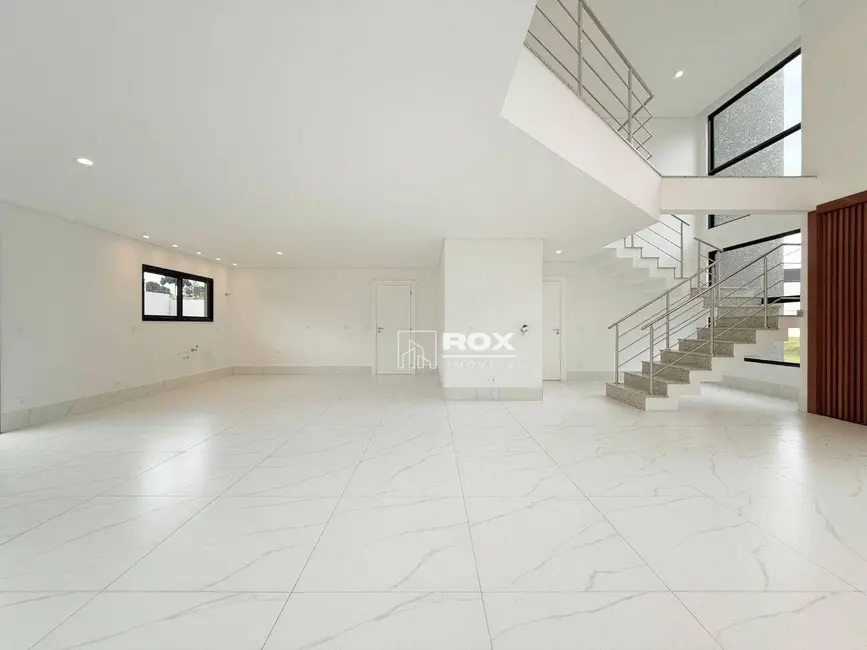 Foto 5 de Casa com 5 quartos à venda, 455m2 em Tingui, Curitiba - PR