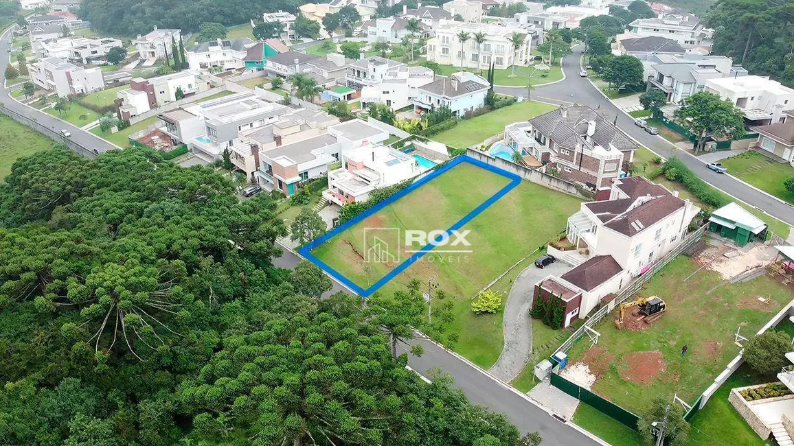 Foto 1 de Terreno / Lote à venda, 700m2 em Alphaville Graciosa, Pinhais - PR