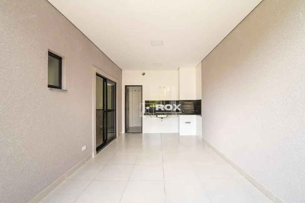 Sobrado com 3 quartos à venda, 148m2 em Santa Cândida, Curitiba - PR - imagem 3 Foto 3 de Sobrado com 3 quartos à venda, 148m2 em Santa Cândida, Curitiba - PR