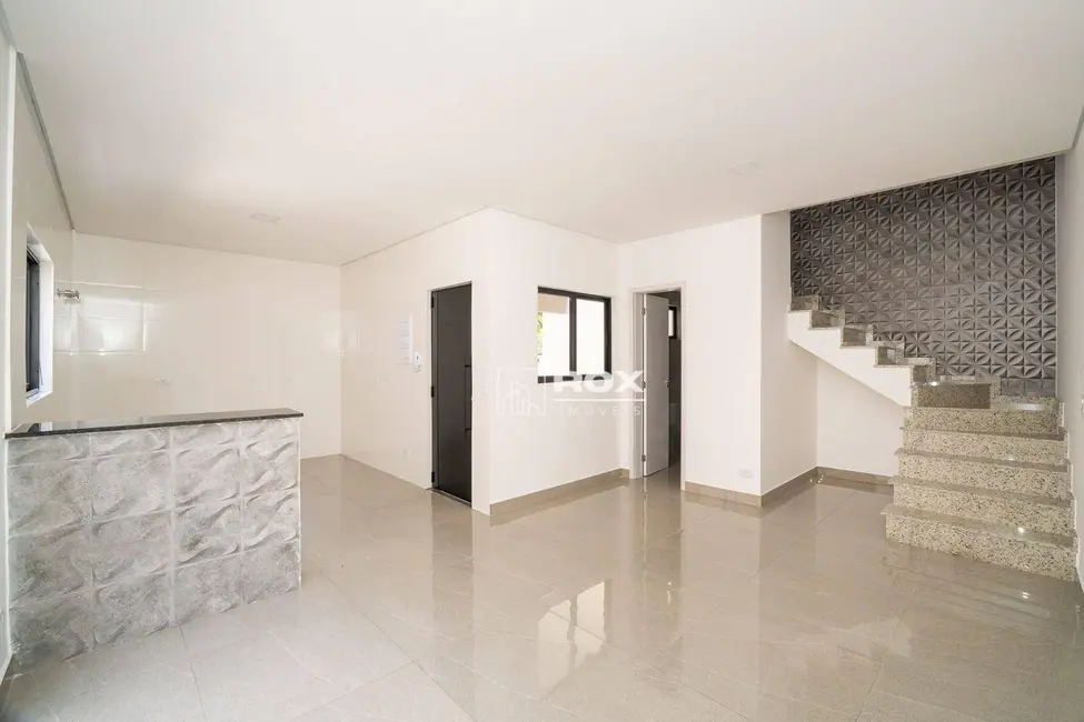 Sobrado com 2 quartos à venda, 118m2 em Santa Cândida, Curitiba - PR - imagem 1 Foto 1 de Sobrado com 2 quartos à venda, 118m2 em Santa Cândida, Curitiba - PR