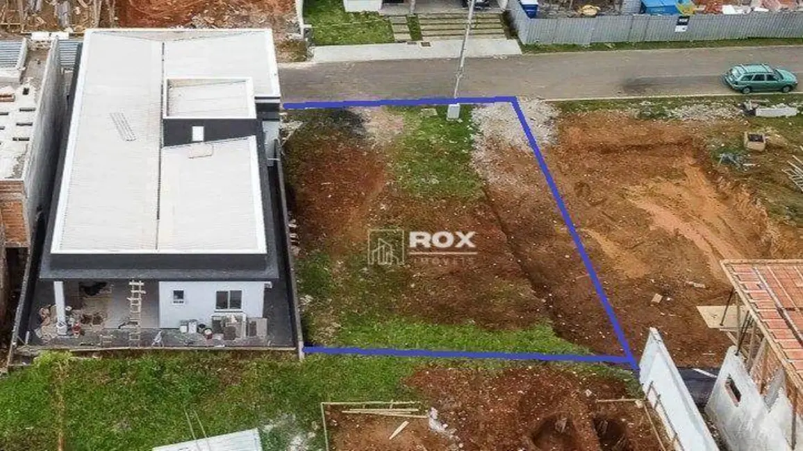 Foto 1 de Terreno / Lote à venda, 300m2 em Tingui, Curitiba - PR