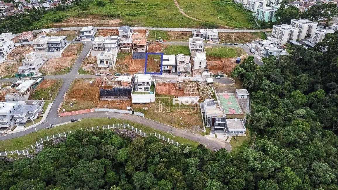 Terreno / Lote à venda, 300m2 em Tingui, Curitiba - PR - imagem 4 Foto 4 de Terreno / Lote à venda, 300m2 em Tingui, Curitiba - PR