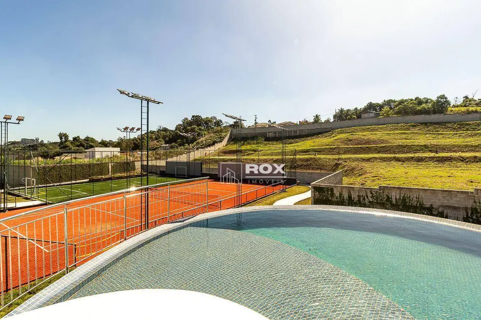 Foto 1 de Terreno / Lote à venda, 758m2 em Butiatumirim, Colombo - PR