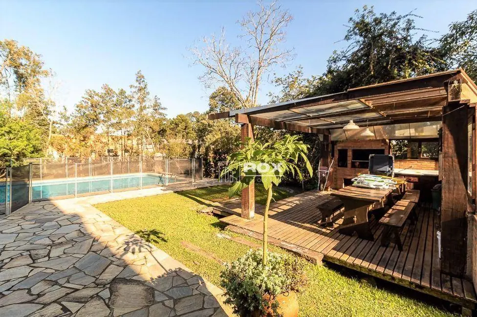 Chácara com 5 quartos à venda, 8717m2 em Centro, Campo Magro - PR - imagem 6 Foto 6 de Chácara com 5 quartos à venda, 8717m2 em Centro, Campo Magro - PR