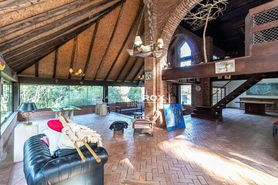 Chácara com 5 quartos à venda, 8717m2 em Centro, Campo Magro - PR - imagem 9 Foto 9 de Chácara com 5 quartos à venda, 8717m2 em Centro, Campo Magro - PR