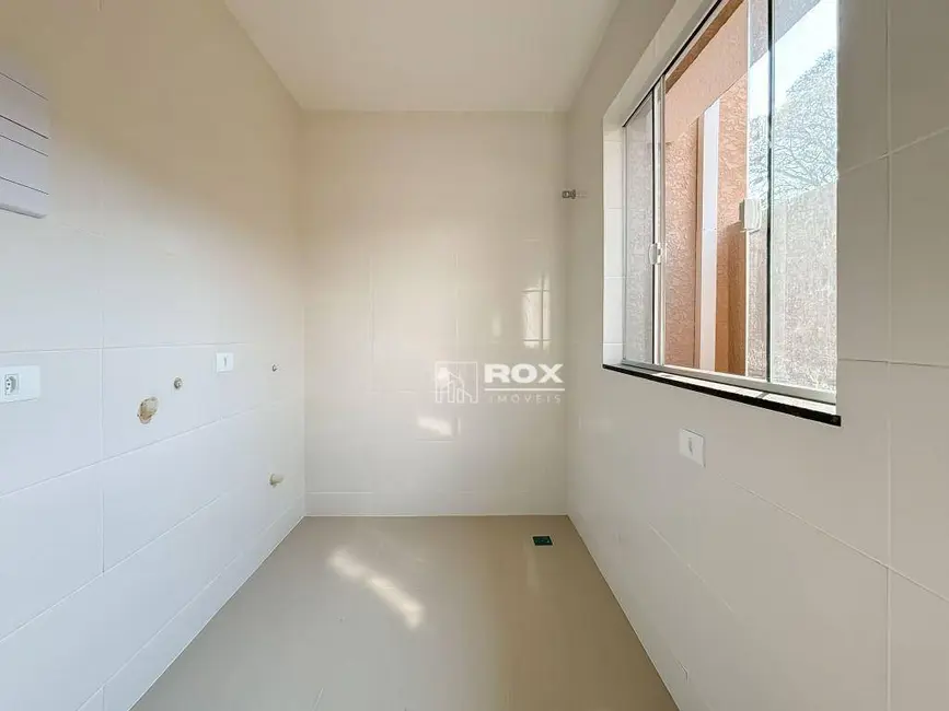 Sobrado com 3 quartos à venda, 115m2 em Abranches, Curitiba - PR - imagem 8 Foto 8 de Sobrado com 3 quartos à venda, 115m2 em Abranches, Curitiba - PR