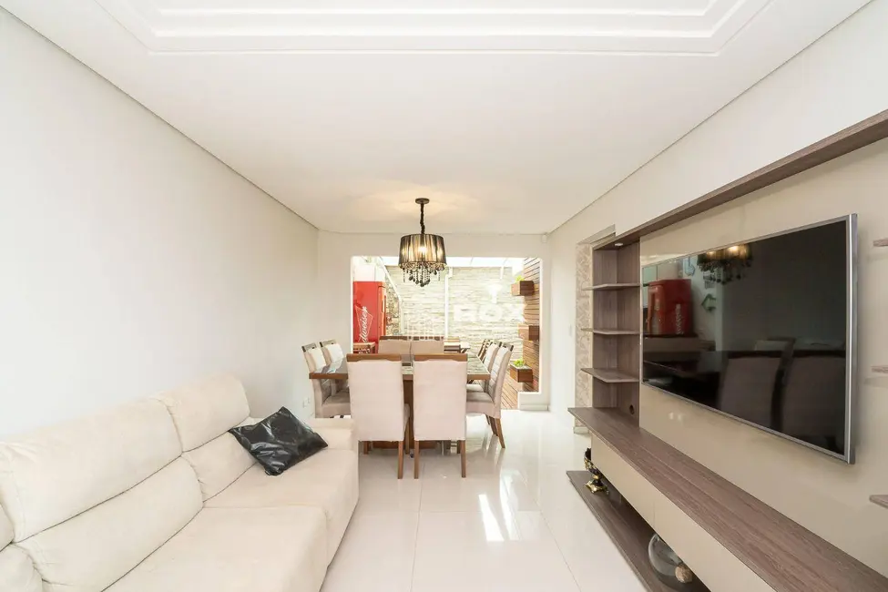 Foto 5 de Sobrado com 3 quartos à venda, 120m2 em Água Verde, Curitiba - PR