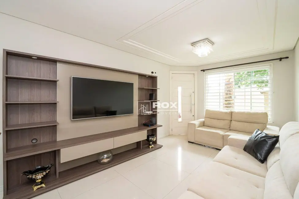 Foto 4 de Sobrado com 3 quartos à venda, 120m2 em Água Verde, Curitiba - PR