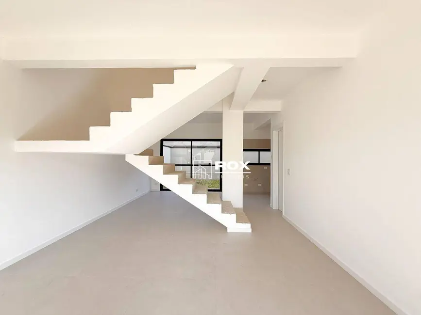 Foto 2 de Sobrado com 3 quartos à venda, 194m2 em Santa Felicidade, Curitiba - PR