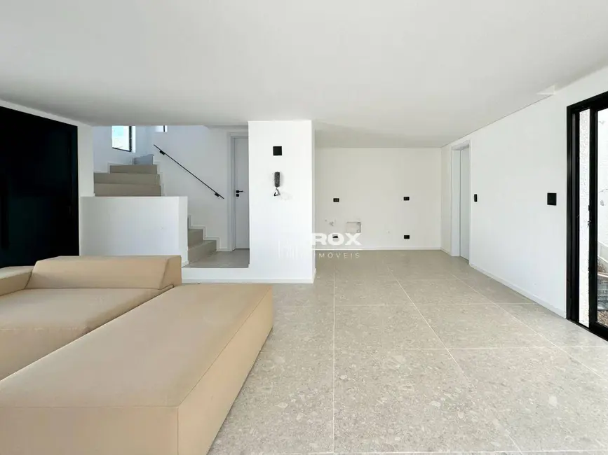 Foto 2 de Casa de Condomínio com 3 quartos à venda, 148m2 em Santa Felicidade, Curitiba - PR
