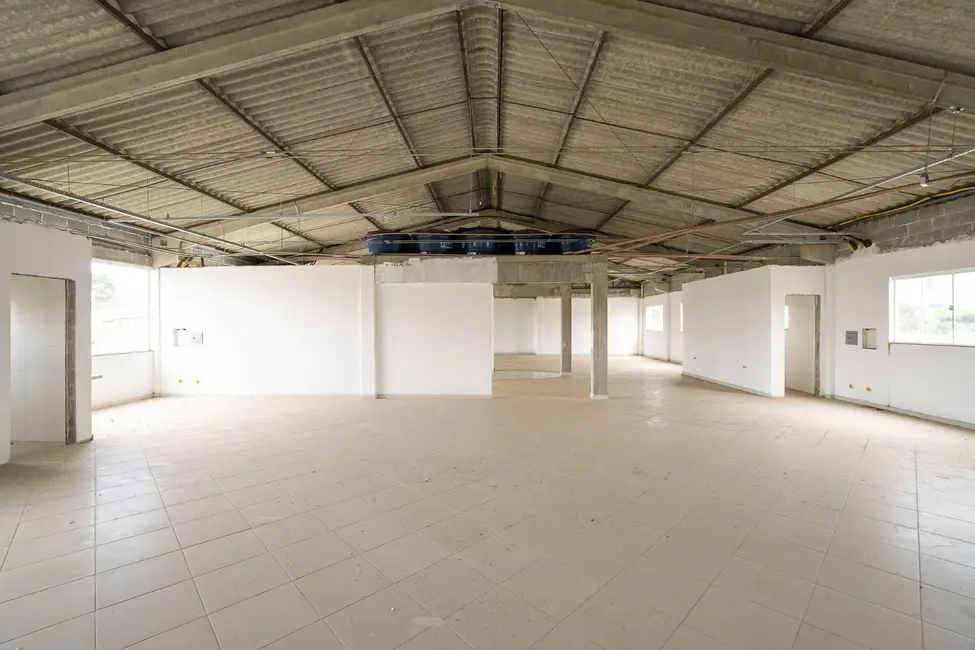 Armazém / Galpão para alugar, 570m2 em São Braz, Curitiba - PR - imagem 3 Foto 3 de Armazém / Galpão para alugar, 570m2 em São Braz, Curitiba - PR