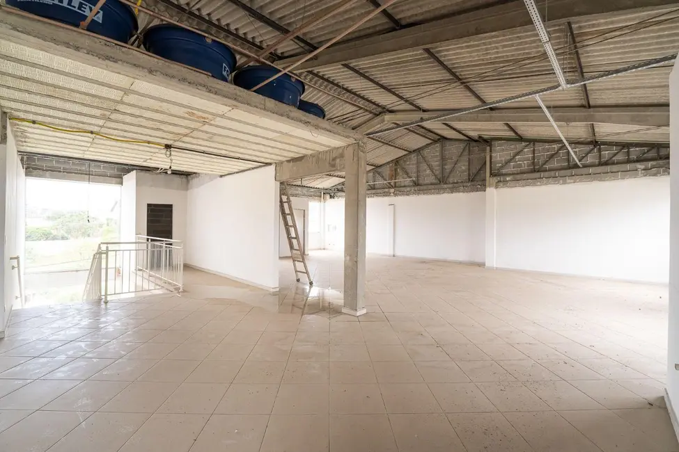 Armazém / Galpão para alugar, 570m2 em São Braz, Curitiba - PR - imagem 6 Foto 6 de Armazém / Galpão para alugar, 570m2 em São Braz, Curitiba - PR