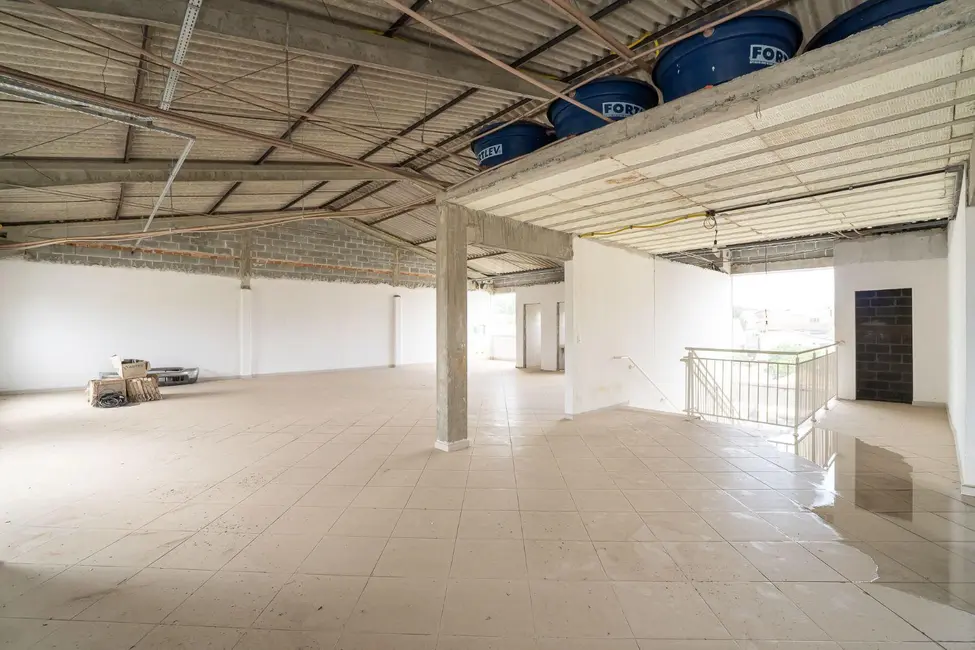 Armazém / Galpão para alugar, 570m2 em São Braz, Curitiba - PR - imagem 7 Foto 7 de Armazém / Galpão para alugar, 570m2 em São Braz, Curitiba - PR