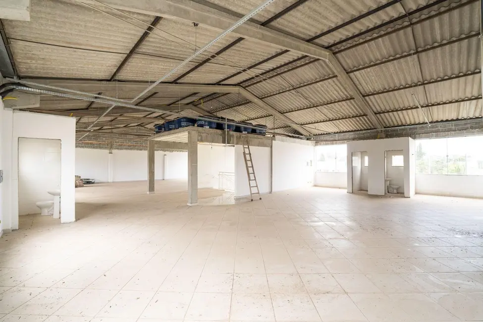 Armazém / Galpão para alugar, 570m2 em São Braz, Curitiba - PR - imagem 8 Foto 8 de Armazém / Galpão para alugar, 570m2 em São Braz, Curitiba - PR