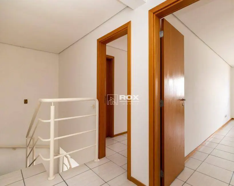 Apartamento com 2 quartos à venda, 123m2 em Centro, Curitiba - PR - imagem 6 Foto 6 de Apartamento com 2 quartos à venda, 123m2 em Centro, Curitiba - PR