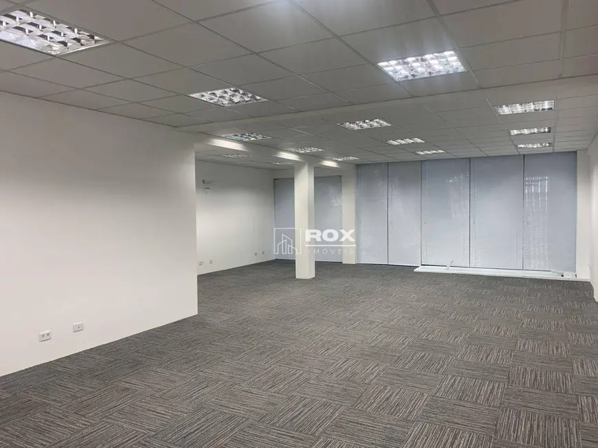 Sala Comercial à venda, 80m2 em Centro, Curitiba - PR - imagem 8 Foto 8 de Sala Comercial à venda, 80m2 em Centro, Curitiba - PR