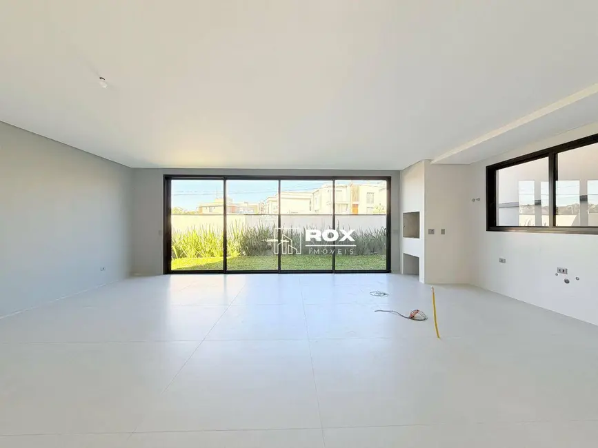 Casa de Condomínio com 4 quartos à venda, 254m2 em Santa Felicidade, Curitiba - PR - imagem 4 Foto 4 de Casa de Condomínio com 4 quartos à venda, 254m2 em Santa Felicidade, Curitiba - PR