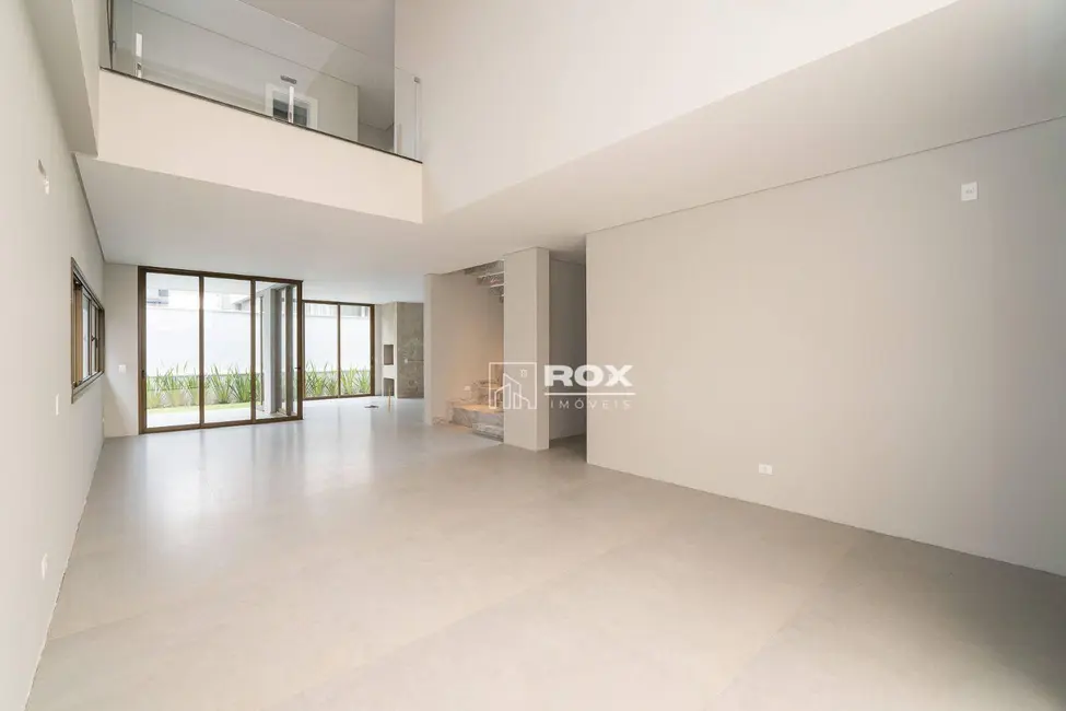 Casa de Condomínio com 4 quartos à venda, 307m2 em São Braz, Curitiba - PR - imagem 6 Foto 6 de Casa de Condomínio com 4 quartos à venda, 307m2 em São Braz, Curitiba - PR