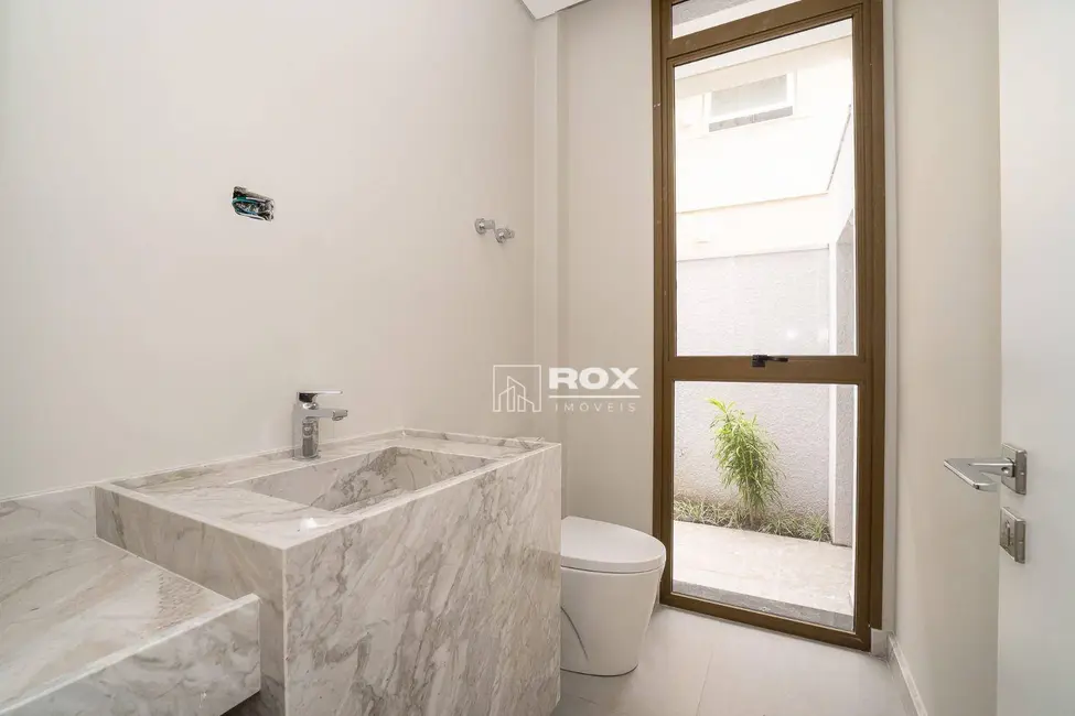 Casa de Condomínio com 4 quartos à venda, 307m2 em São Braz, Curitiba - PR - imagem 7 Foto 7 de Casa de Condomínio com 4 quartos à venda, 307m2 em São Braz, Curitiba - PR
