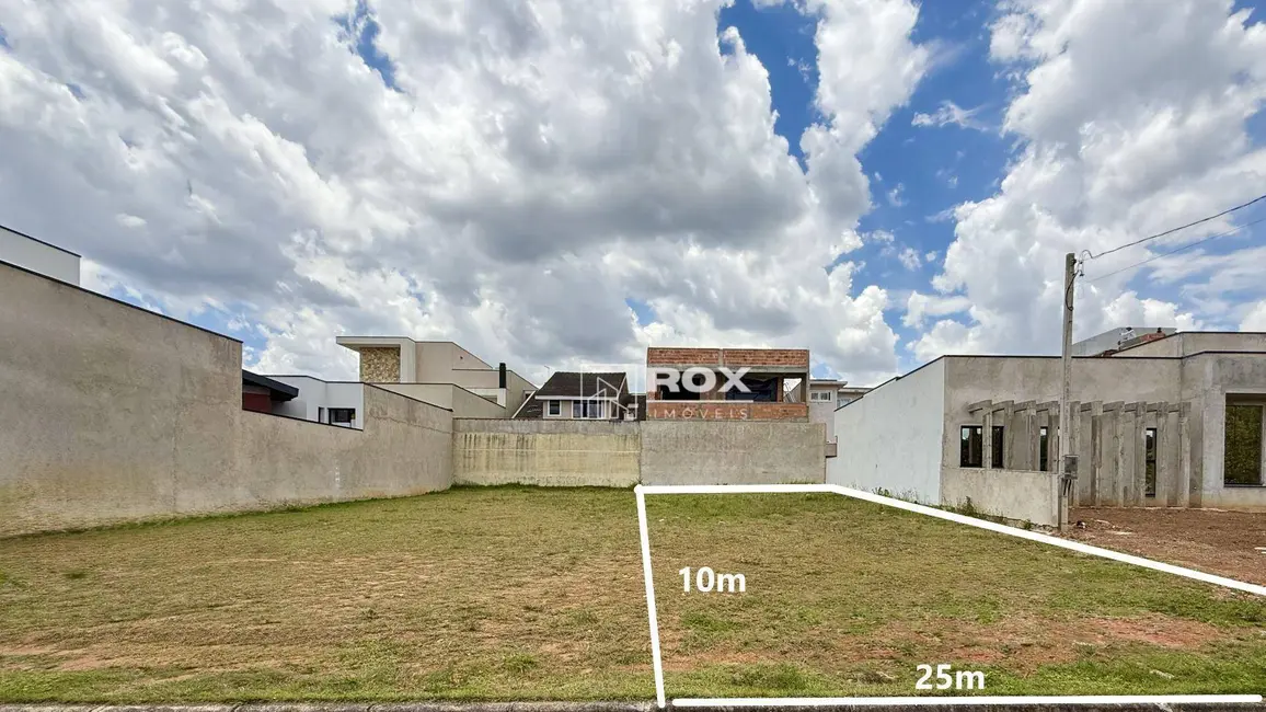 Foto 1 de Terreno / Lote à venda, 250m2 em Umbará, Curitiba - PR