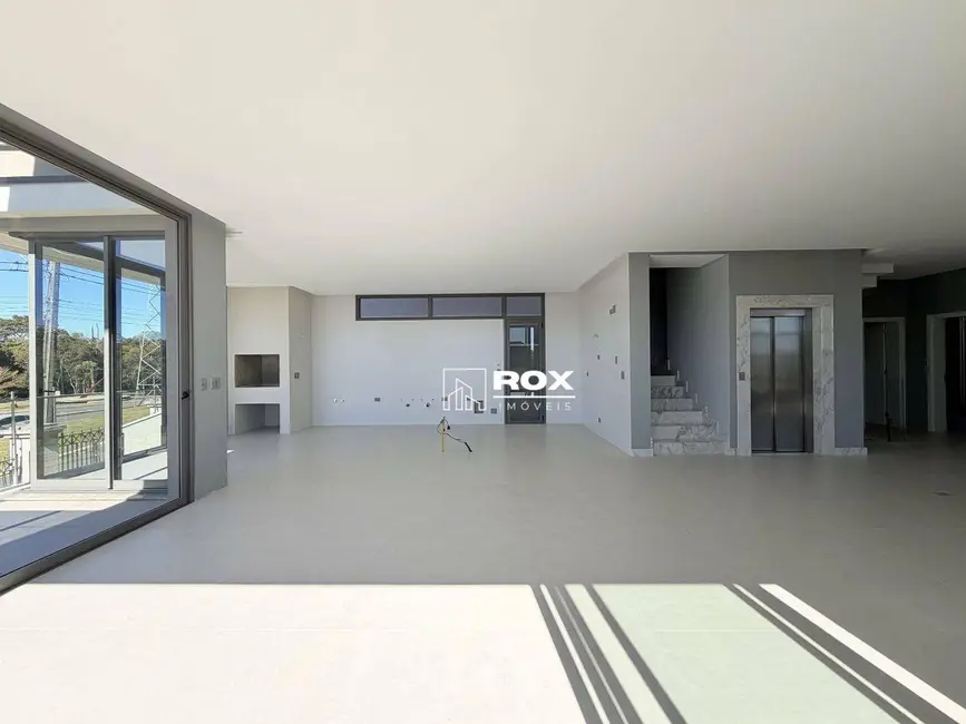 Casa de Condomínio com 4 quartos à venda, 302m2 em Santa Felicidade, Curitiba - PR - imagem 4 Foto 4 de Casa de Condomínio com 4 quartos à venda, 302m2 em Santa Felicidade, Curitiba - PR