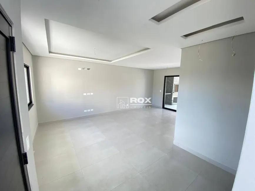 Foto 3 de Sobrado com 3 quartos à venda, 117m2 em Centro, Matinhos - PR