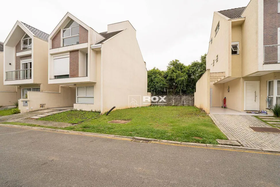 Foto 2 de Terreno / Lote à venda, 120m2 em Santa Cândida, Curitiba - PR