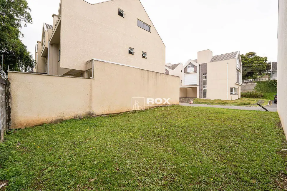 Terreno / Lote à venda, 120m2 em Santa Cândida, Curitiba - PR - imagem 6 Foto 6 de Terreno / Lote à venda, 120m2 em Santa Cândida, Curitiba - PR
