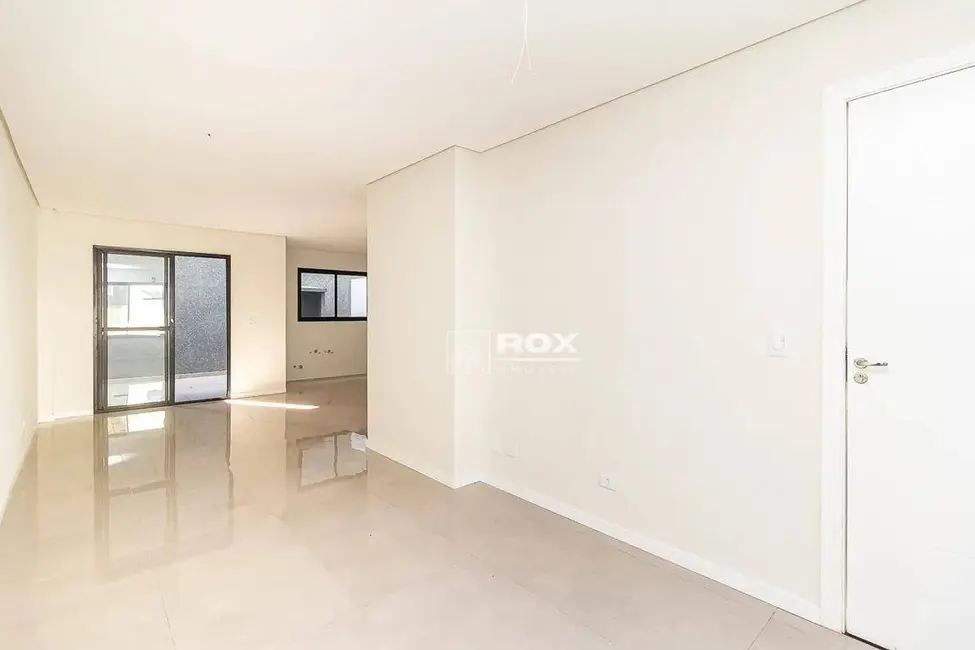 Foto 2 de Sobrado com 3 quartos à venda, 135m2 em Boqueirão, Curitiba - PR