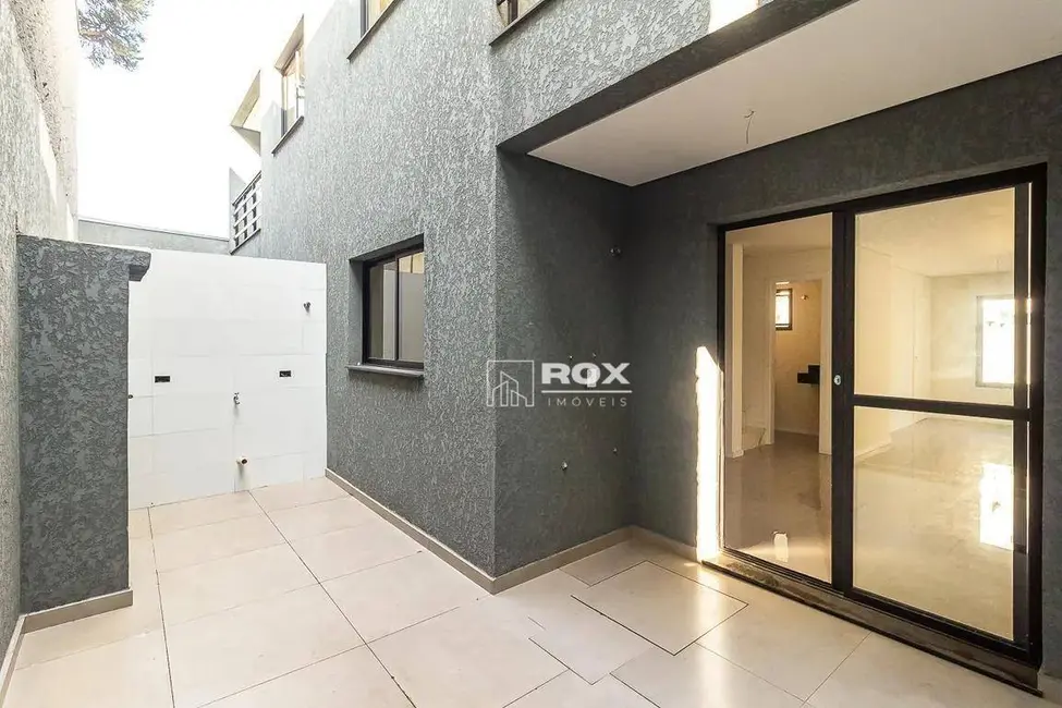 Sobrado com 3 quartos à venda, 135m2 em Boqueirão, Curitiba - PR - imagem 8 Foto 8 de Sobrado com 3 quartos à venda, 135m2 em Boqueirão, Curitiba - PR