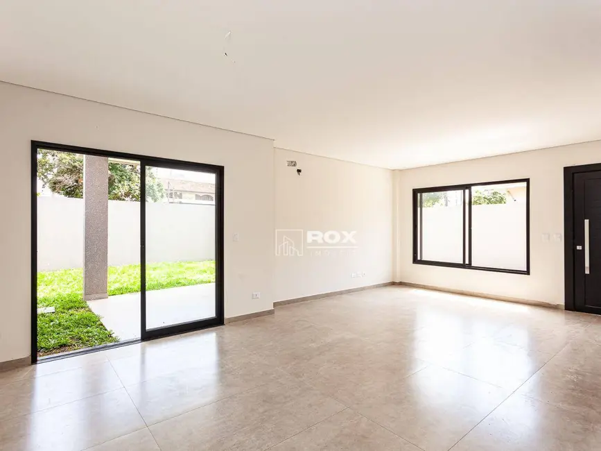 Foto 9 de Sobrado com 3 quartos à venda, 142m2 em Campo Comprido, Curitiba - PR