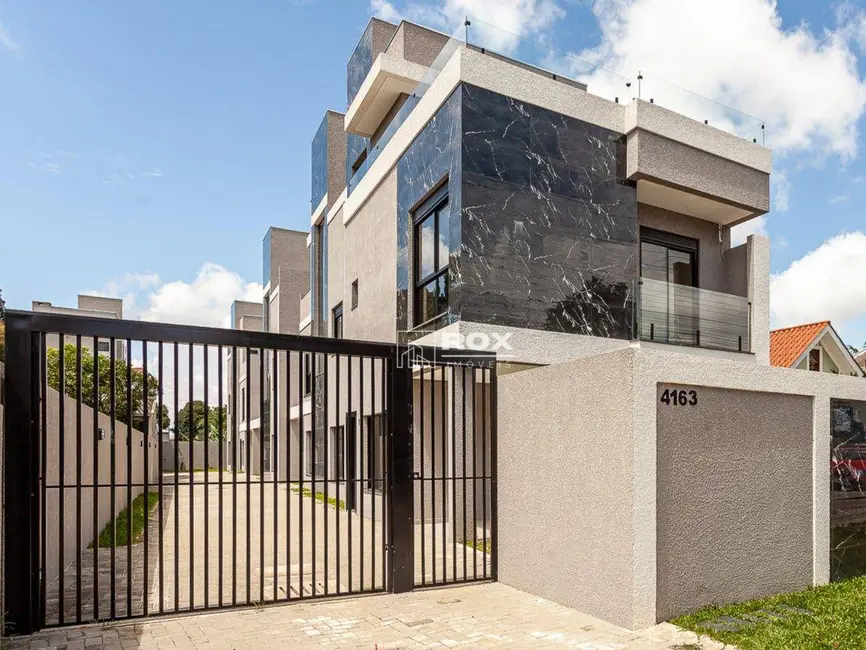 Foto 3 de Sobrado com 3 quartos à venda, 142m2 em Campo Comprido, Curitiba - PR