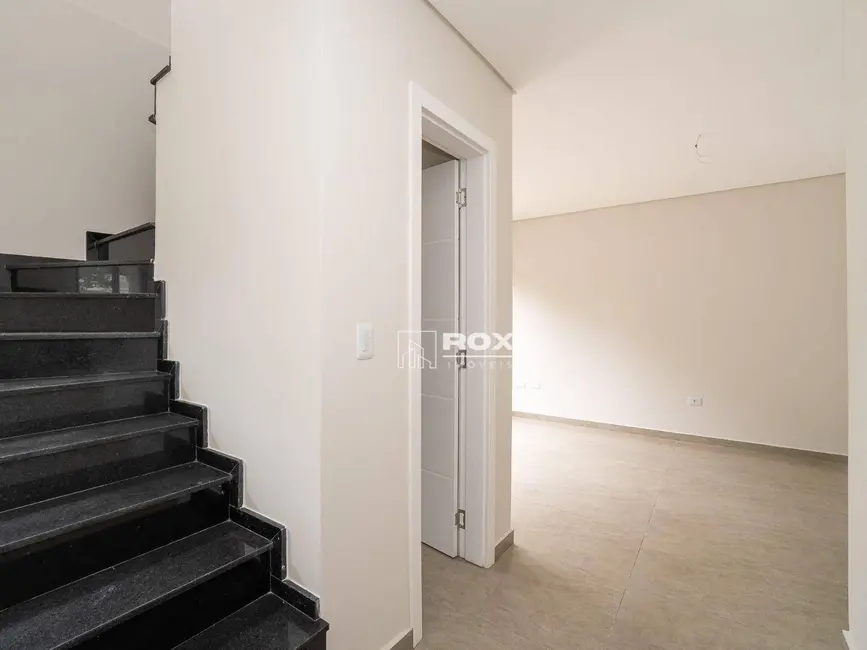 Sobrado com 3 quartos à venda, 155m2 em Campo Comprido, Curitiba - PR - imagem 9 Foto 9 de Sobrado com 3 quartos à venda, 155m2 em Campo Comprido, Curitiba - PR