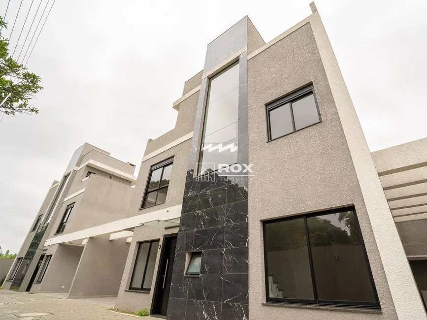 Sobrado com 3 quartos à venda, 155m2 em Campo Comprido, Curitiba - PR - imagem 2 Foto 2 de Sobrado com 3 quartos à venda, 155m2 em Campo Comprido, Curitiba - PR