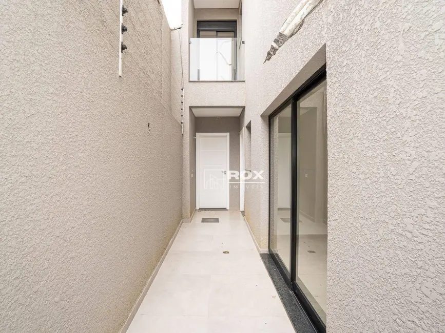 Sobrado com 3 quartos à venda, 155m2 em Campo Comprido, Curitiba - PR - imagem 4 Foto 4 de Sobrado com 3 quartos à venda, 155m2 em Campo Comprido, Curitiba - PR