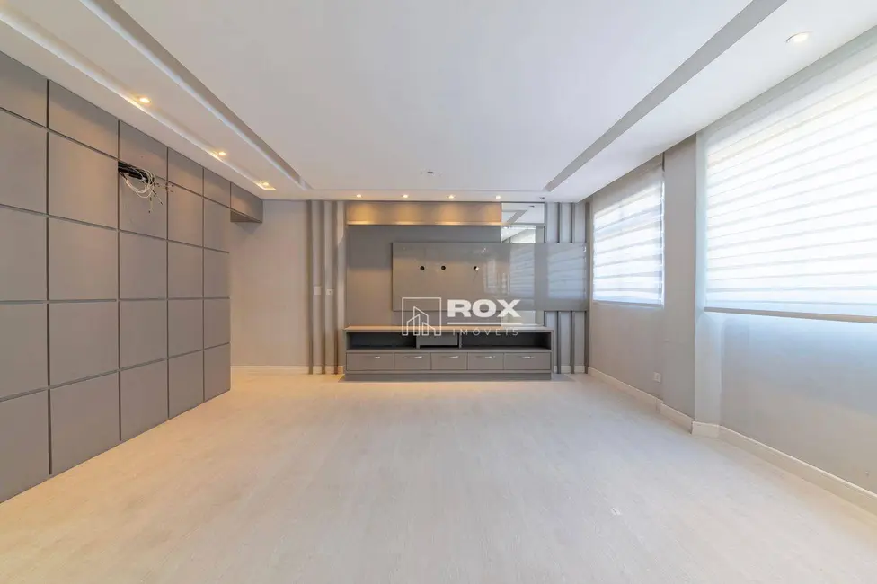 Foto 6 de Apartamento com 3 quartos à venda, 191m2 em Cabral, Curitiba - PR