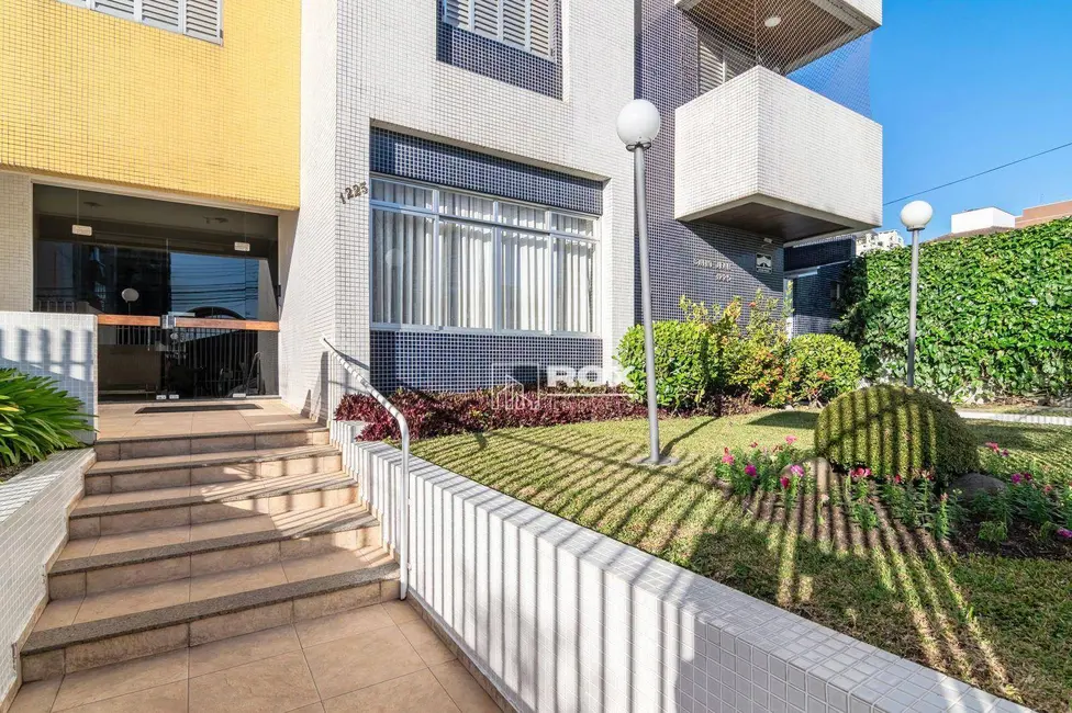Foto 2 de Apartamento com 3 quartos à venda, 191m2 em Cabral, Curitiba - PR