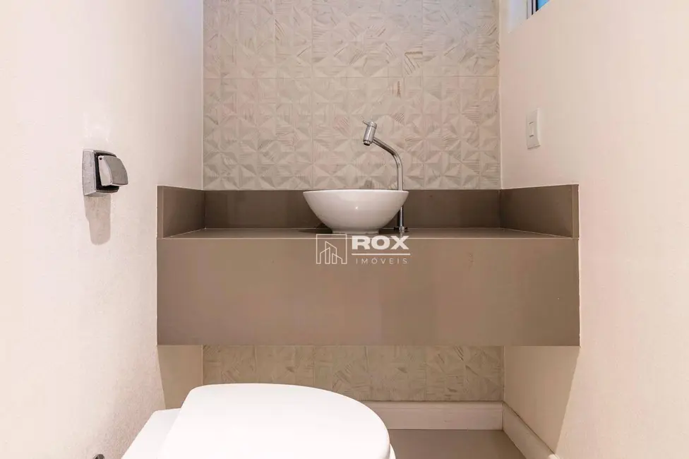 Foto 3 de Apartamento com 3 quartos à venda, 191m2 em Cabral, Curitiba - PR