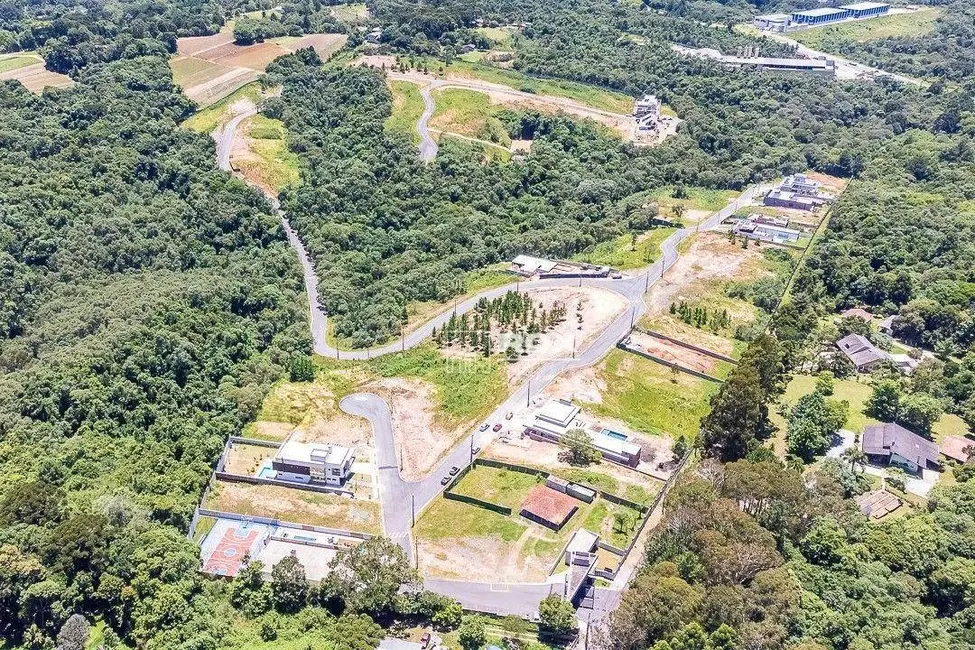 Foto 1 de Terreno / Lote à venda, 2138m2 em Tanguá, Almirante Tamandare - PR