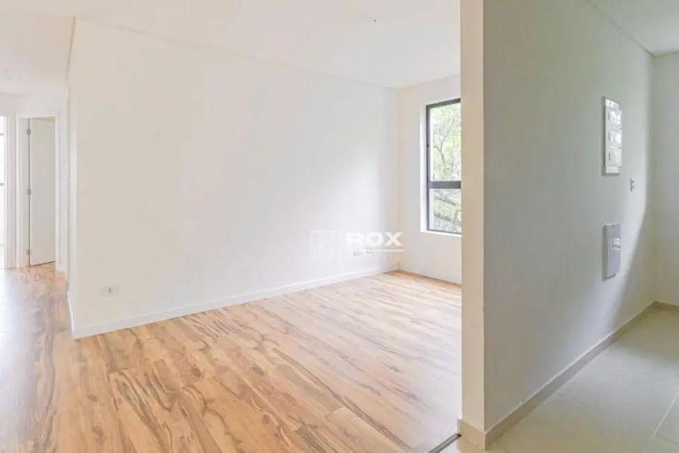 Apartamento com 3 quartos à venda, 71m2 em Santo Inácio, Curitiba - PR - imagem 3 Foto 3 de Apartamento com 3 quartos à venda, 71m2 em Santo Inácio, Curitiba - PR