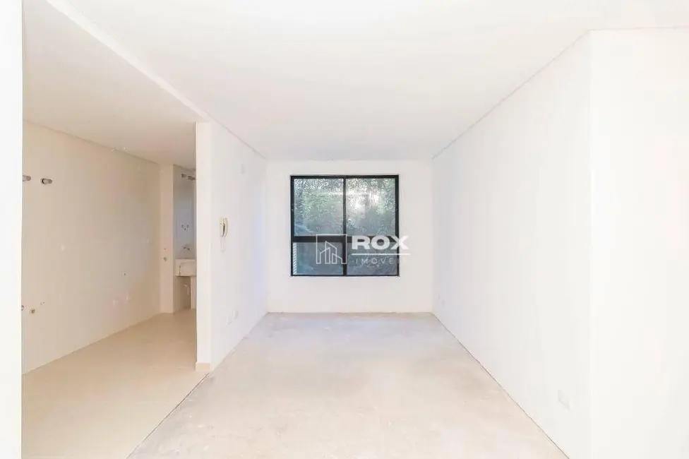 Apartamento com 2 quartos à venda, 56m2 em Santo Inácio, Curitiba - PR - imagem 2 Foto 2 de Apartamento com 2 quartos à venda, 56m2 em Santo Inácio, Curitiba - PR