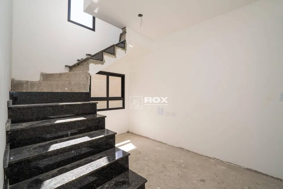 Sobrado com 3 quartos à venda, 40m2 em Boqueirão, Curitiba - PR - imagem 8 Foto 8 de Sobrado com 3 quartos à venda, 40m2 em Boqueirão, Curitiba - PR