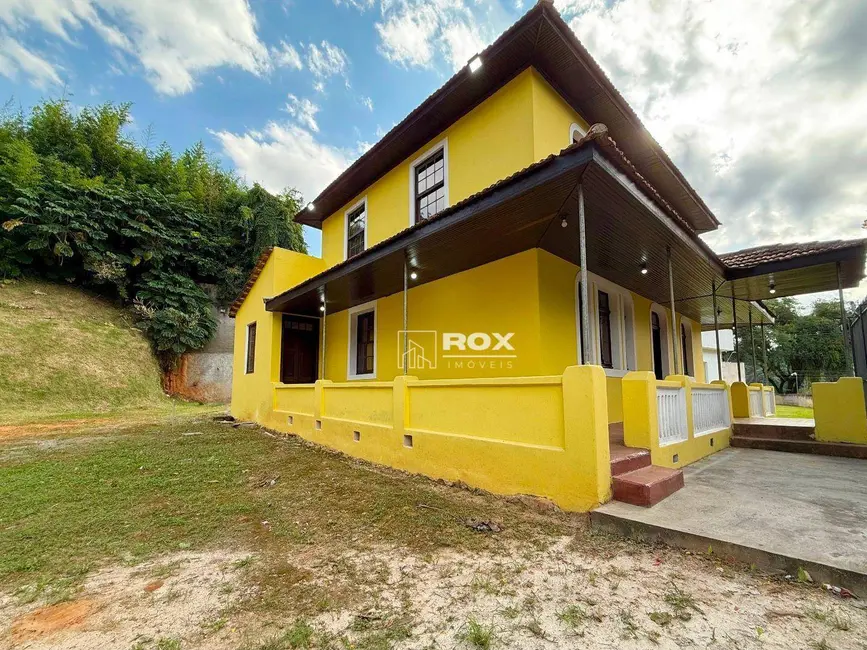 Foto 47 de Casa para alugar, 1390m2 em Santo Inácio, Curitiba - PR