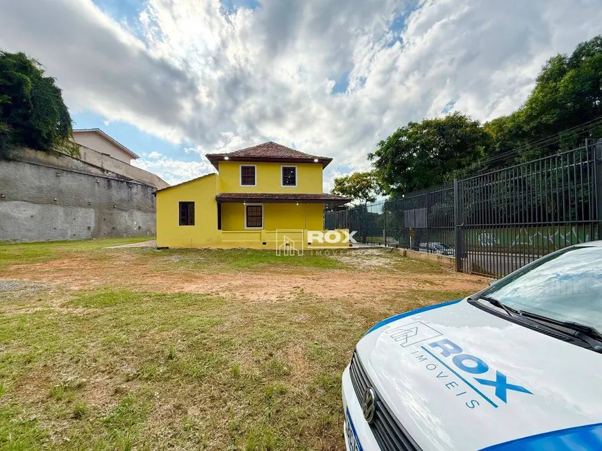 Foto 45 de Casa para alugar, 1390m2 em Santo Inácio, Curitiba - PR