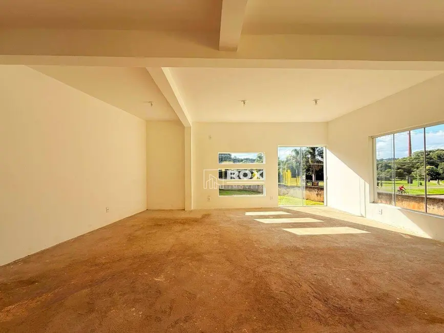 Foto 27 de Casa para alugar, 1390m2 em Santo Inácio, Curitiba - PR