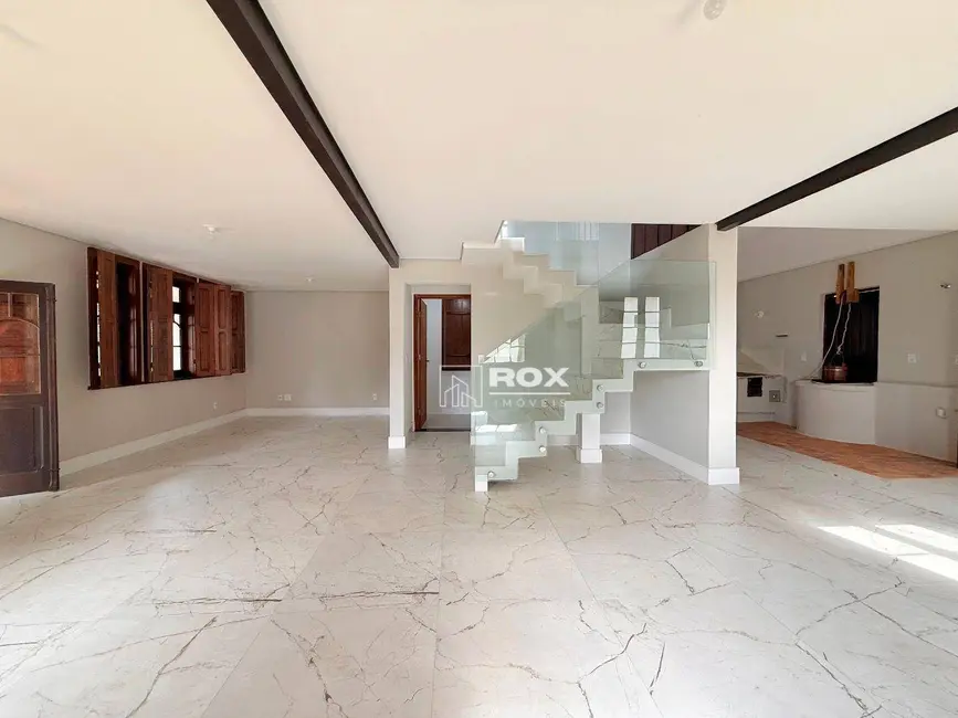 Casa para alugar, 1390m2 em Santo Inácio, Curitiba - PR - imagem 7 Foto 7 de Casa para alugar, 1390m2 em Santo Inácio, Curitiba - PR