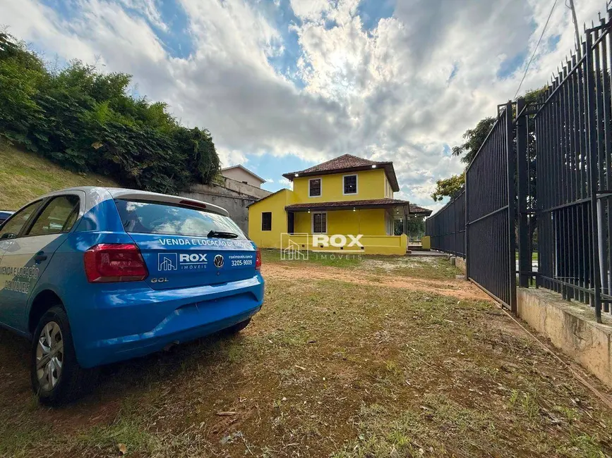Foto 46 de Casa para alugar, 1390m2 em Santo Inácio, Curitiba - PR