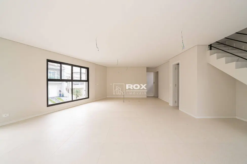 Casa de Condomínio com 3 quartos à venda, 242m2 em Abranches, Curitiba - PR - imagem 5 Foto 5 de Casa de Condomínio com 3 quartos à venda, 242m2 em Abranches, Curitiba - PR